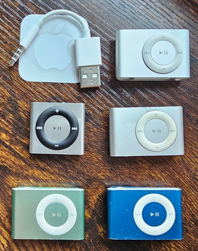 Apple ipod shuffle lot - ipod,