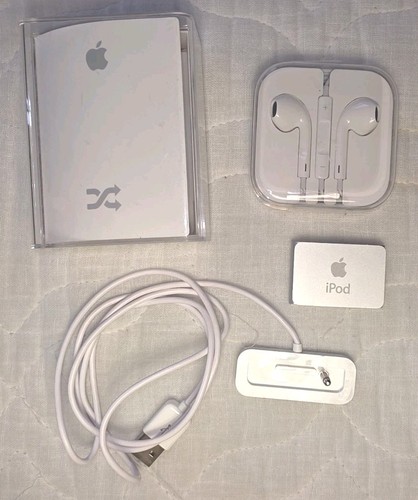 Silver apple ipod shuffle 2nd - apple,