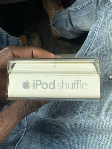 Ipod shuffle - ipod,