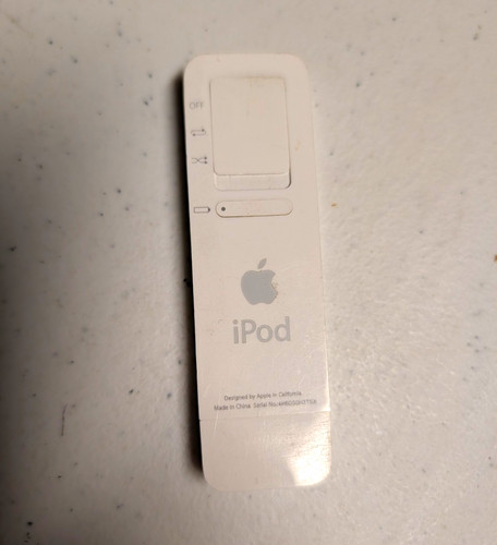 Ipod shuffle first gen - ipod, shuffle,